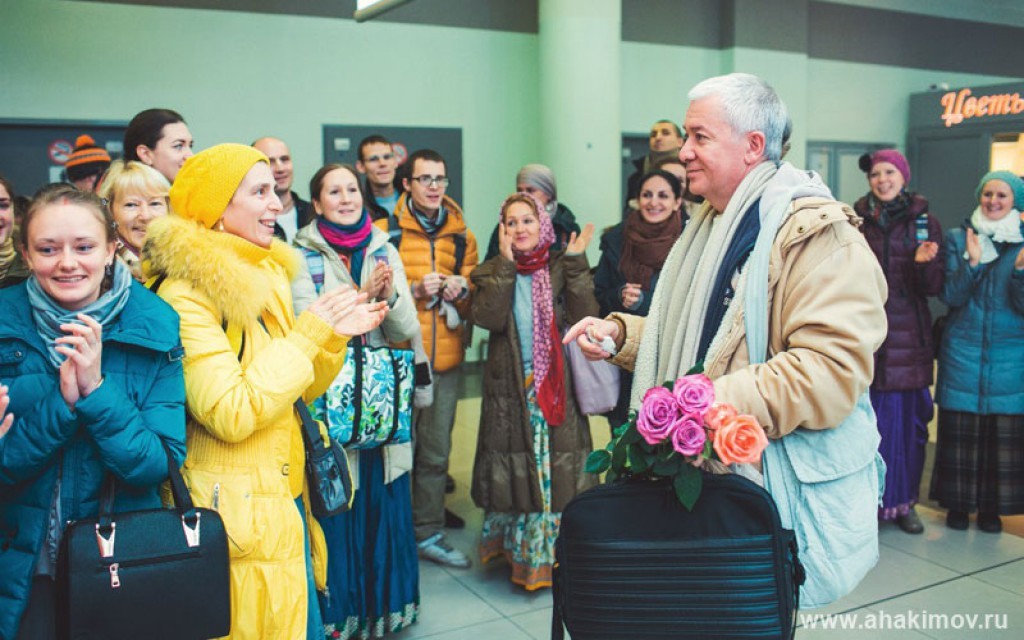 2015 Москва, встреча в аэропорту 