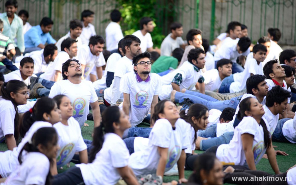 2015 Бишкек, День йоги