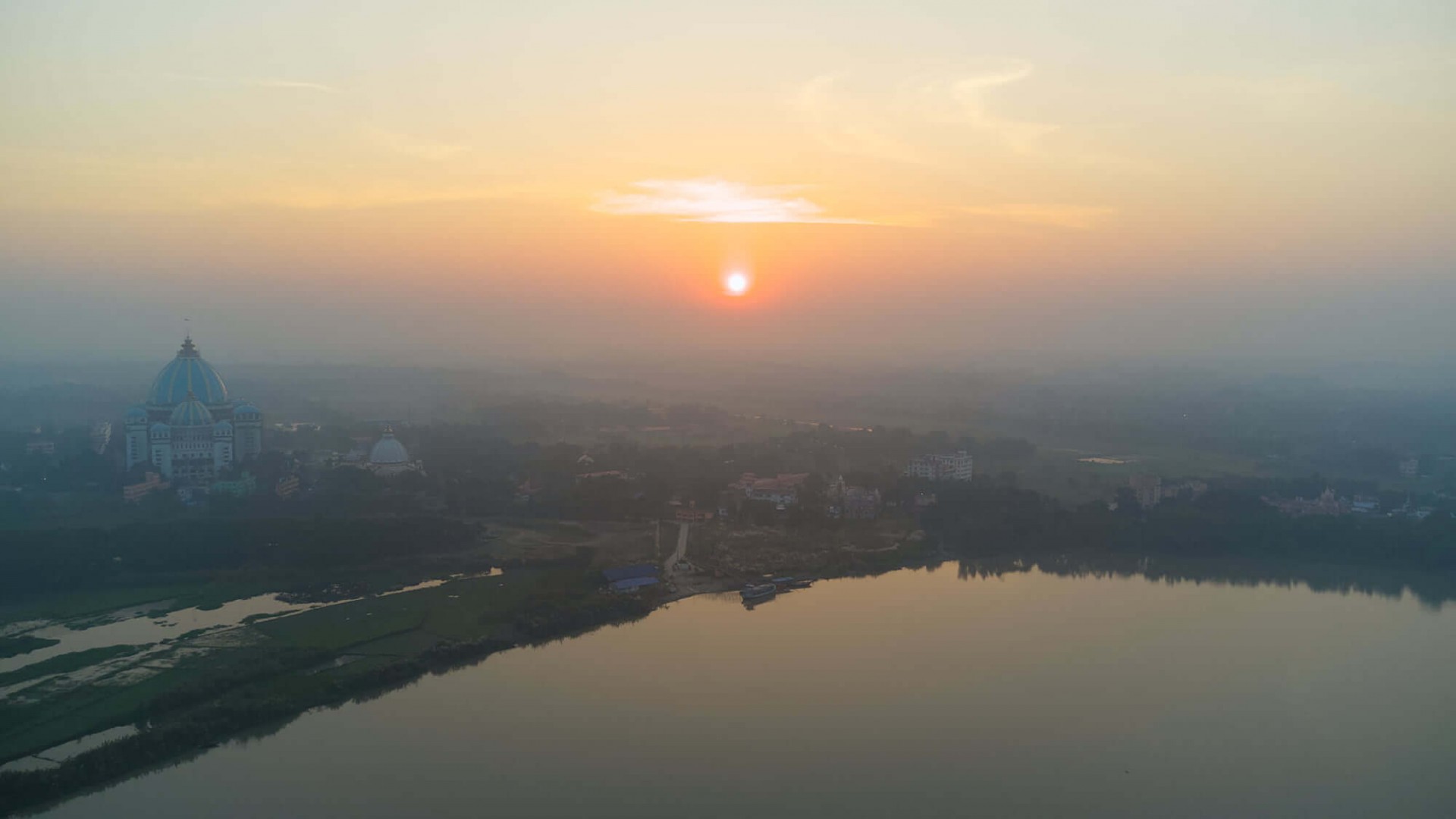 В раздел "Ведический планетарий" добавлен материал "Первые упоминания о Храме Ведического Планетария"