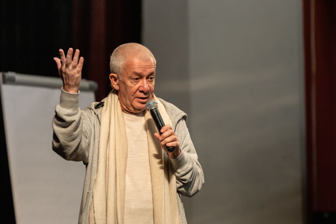 В раздел "Статьи" добавлена шестая часть статьи Александра Хакимова "Структура человеческой личности"