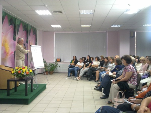 В разделе "Видео" добавлена лекция: "2012 год. Конец или начало?"