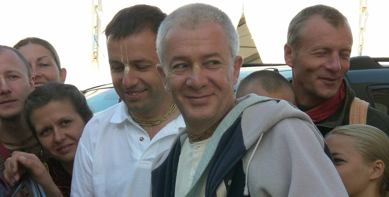 В разделе "Статьи" размещена лекция "Духовный учитель"