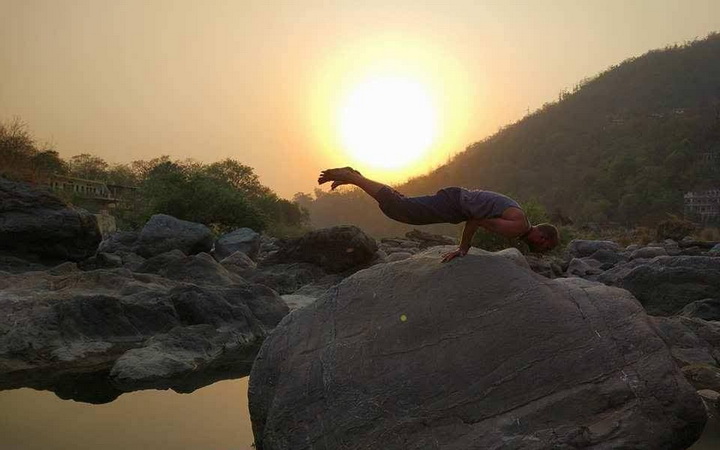 В раздел «Веды и современность» добавлен материал «Футболист, который пытается стать святым» В раздел «Веды и современность» добавлен материал «Футболист, который пытается стать святым»