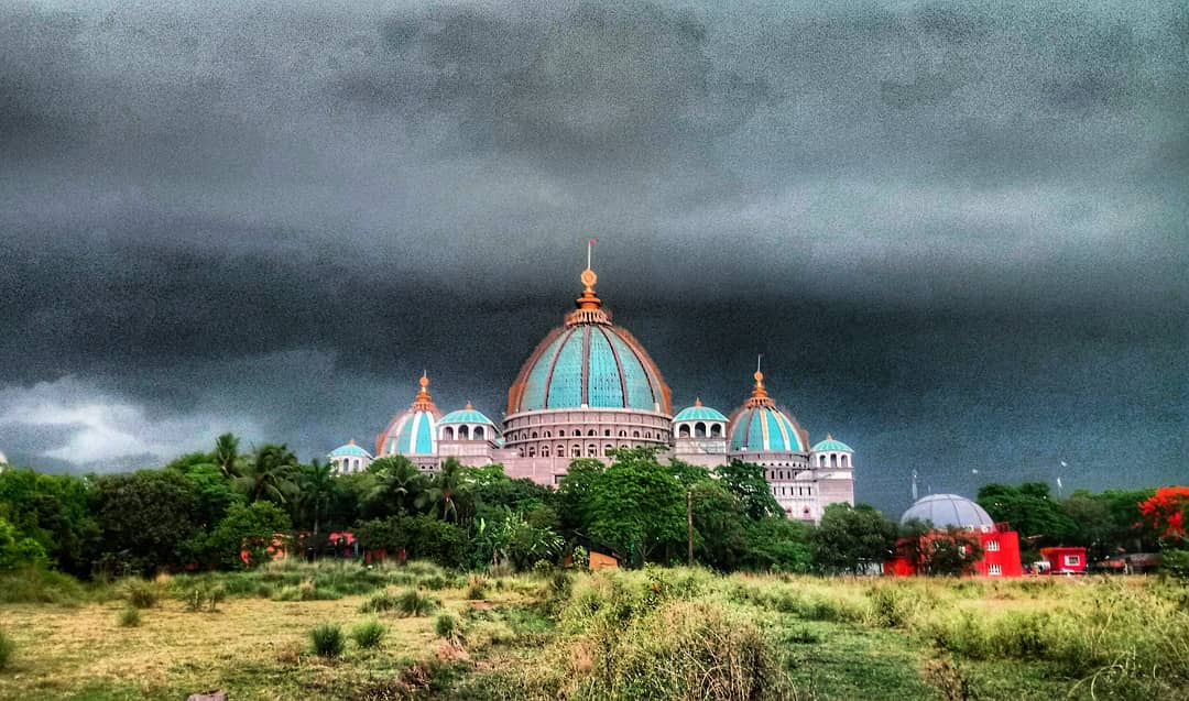 В раздел "Ведический планетарий" добавлен видеоматериал "Прогресс строительства Храма Ведического Планетария, 2018" В раздел "Ведический планетарий" добавлен видеоматериал "Прогресс строительства Храма Ведического Планетария, 2018"