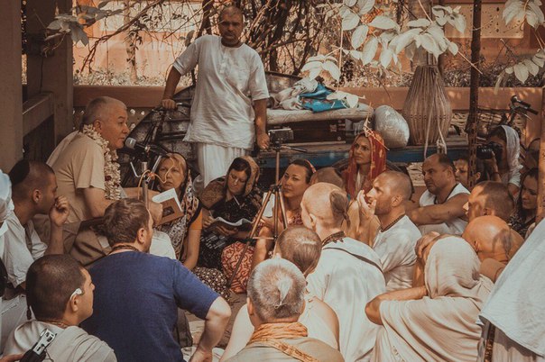 Добавлены аудио и видео материалы с лекции по книге "Шримад-Бхагаватам", песнь 4, глава 12, стих 11, которая проходила 7 июня 2016 г в Конаково. Добавлены аудио и видео материалы с лекции по книге "Шримад-Бхагаватам", песнь 4, глава 12, стих 11, которая проходила 7 июня 2016 г в Конаково.