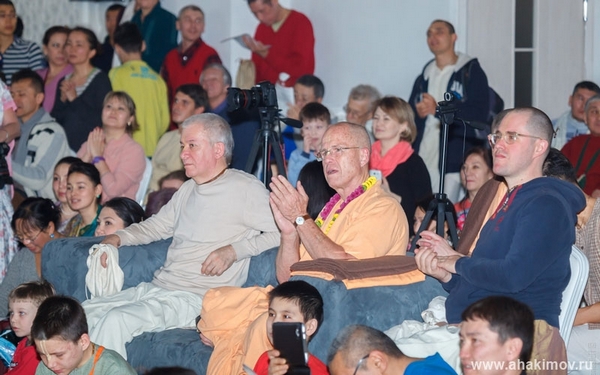 Добавлен новый фотоальбом "2016 Алматы, «Вайшнавский фестиваль»" Добавлен новый фотоальбом "2016 Алматы, «Вайшнавский фестиваль»"