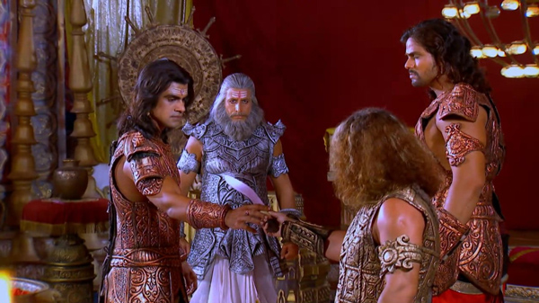 Добавлена 243 серия эпоса «Махабхарата» в русском переводе, смотреть все серии Добавлена 243 серия эпоса «Махабхарата» в русском переводе, смотреть все серии