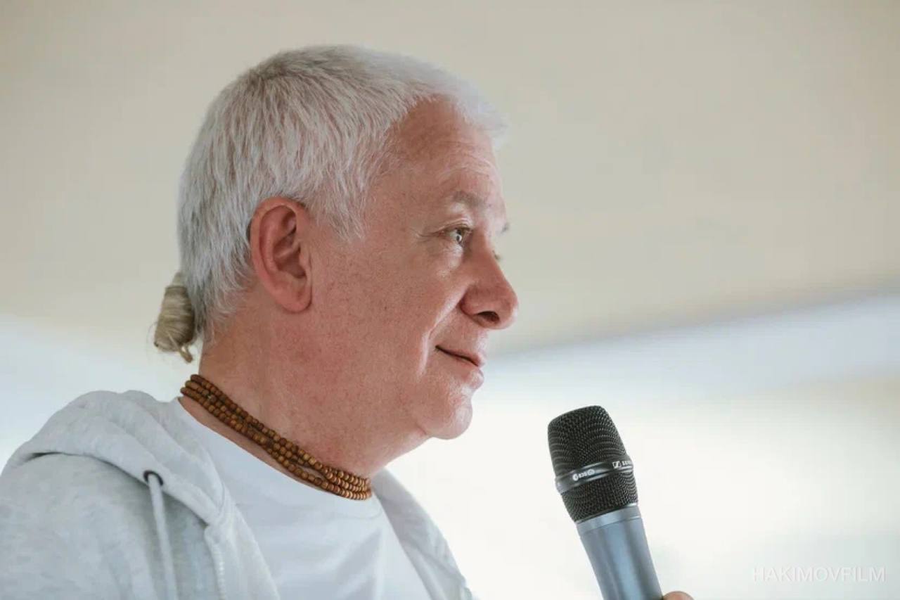 В раздел "Статьи" добавлена пятая часть статьи Александра Хакимова "Программа «Разумный диалог». Радислав Гандапас" В раздел "Статьи" добавлена пятая часть статьи Александра Хакимова "Программа «Разумный диалог». Радислав Гандапас"