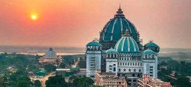 В раздел "Ведический планетарий" добавлен видеоматериал "Прогресс строительства Храма Ведического планетария 2019"