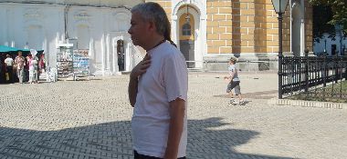 В раздел "Статьи" добавлен отрывок из книги "Карма. Размышления", "Человек, кто ты?"