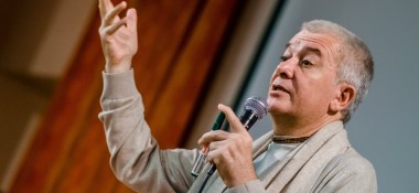 В раздел "Статьи" добавлена  вторая часть статьи Александра Хакимова "Сила смирения"