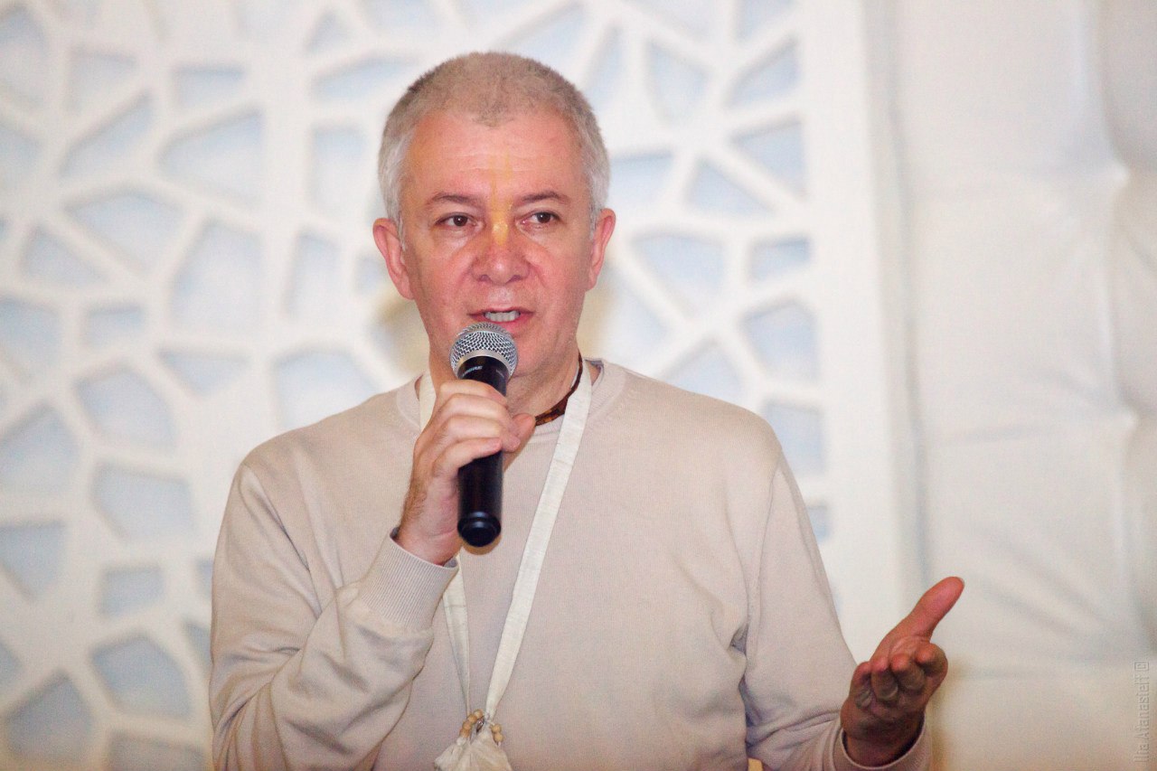 14 мая в Астане  Александр Хакимов прочитает лекцию «Формула счастья и успеха. Практическая мудрость»