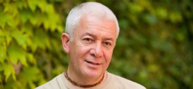 24 марта в Казани состоится семинар Александра Хакимова на тему "Как быть счастливым в трудные времена"